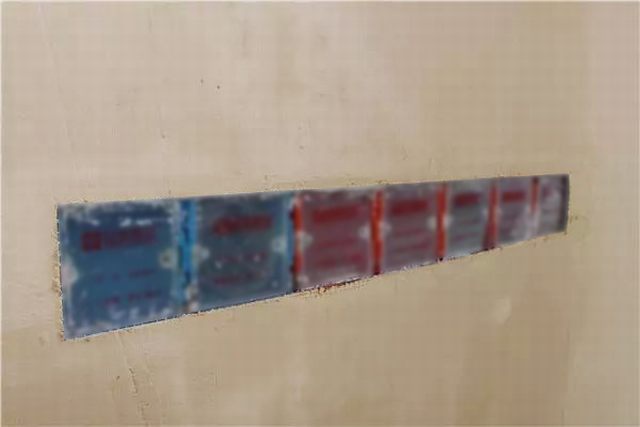 5做黃墻前把底盒保護(hù)好，防止東西掉進(jìn)底盒內(nèi).jpg